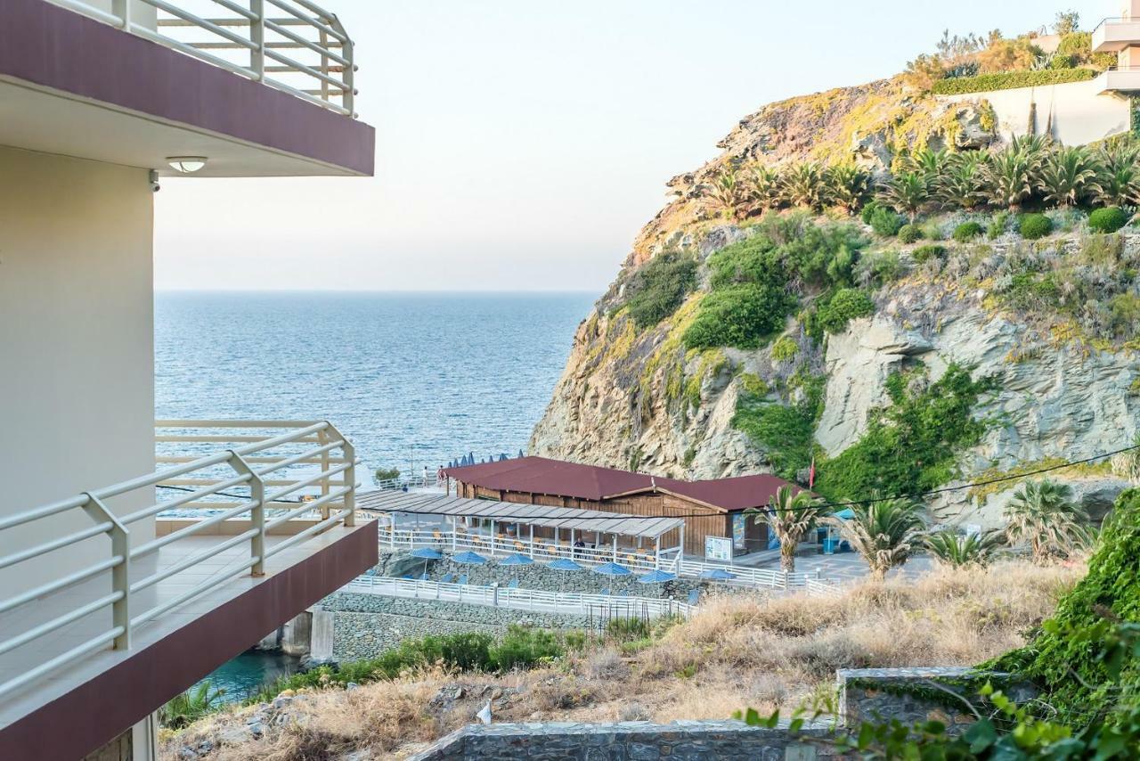 Luxury Seaside House In Mades Heraklion Agia Pelagia  Extérieur photo